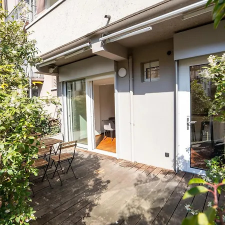 Newly Renovated Next To With Private Terrace *