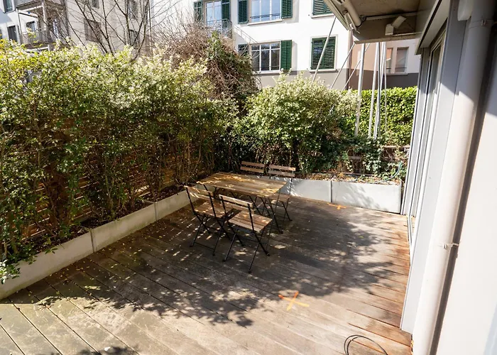 Apartment Newly Renovated Next To With Private Terrace