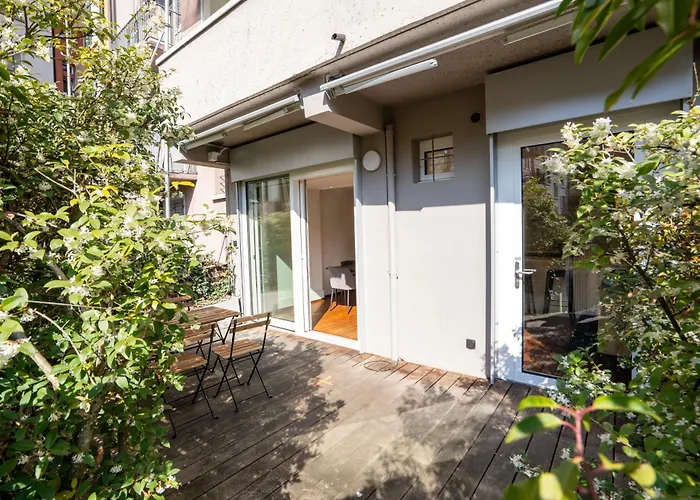 Newly Renovated Next To With Private Terrace *